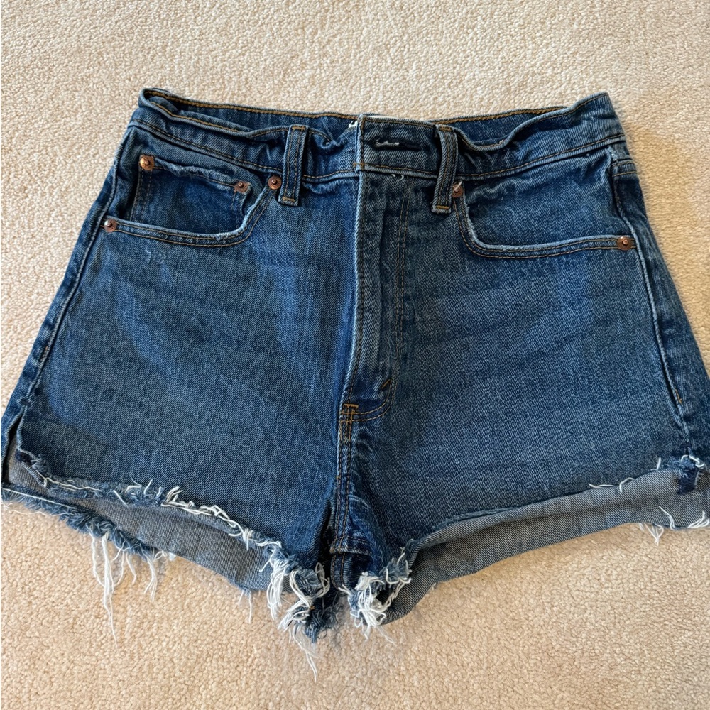 Abercrombie High Rise Mom Short
